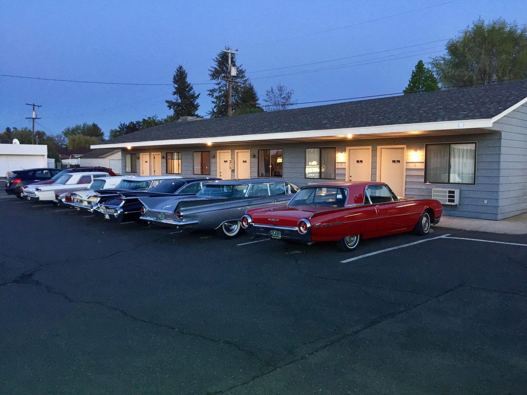 The Davenport Motel Exteriér fotografie